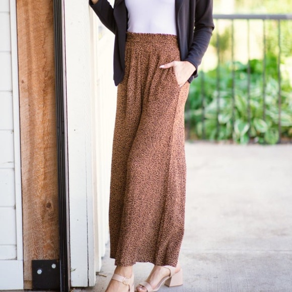 Filly Flair Pants - Filly Flair Leopard Print Pant NWT - L